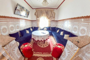 Old Madina Apartment free couscous on fridady